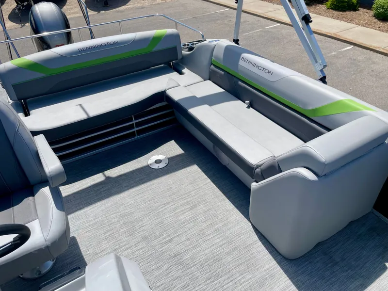 Slide: The Image of Bennington SX23 2021 - 14