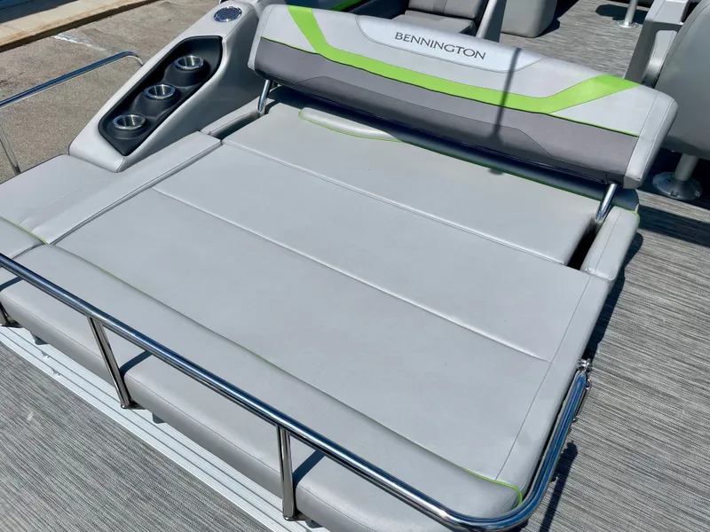 Slide: The Image of Bennington SX23 2021 - 17