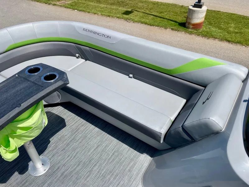 Slide: The Image of Bennington SX23 2021 - 9