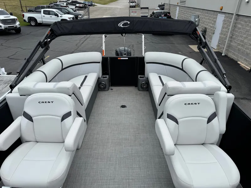 Slide: The Image of Crest Classic LX 220 SLC 2023 - 8