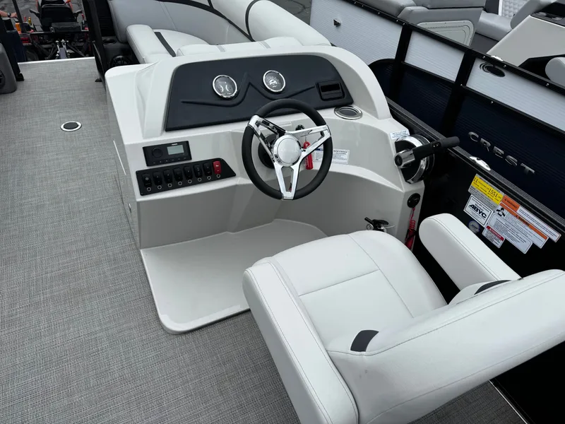 Slide: The Image of Crest Classic LX 220 SLC 2023 - 9