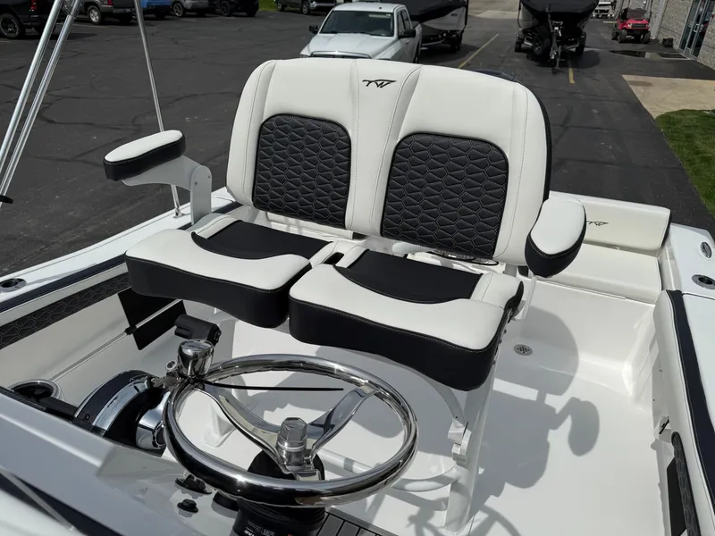 Slide: The Image of Tidewater 198 CC Adventure 2026 - 12