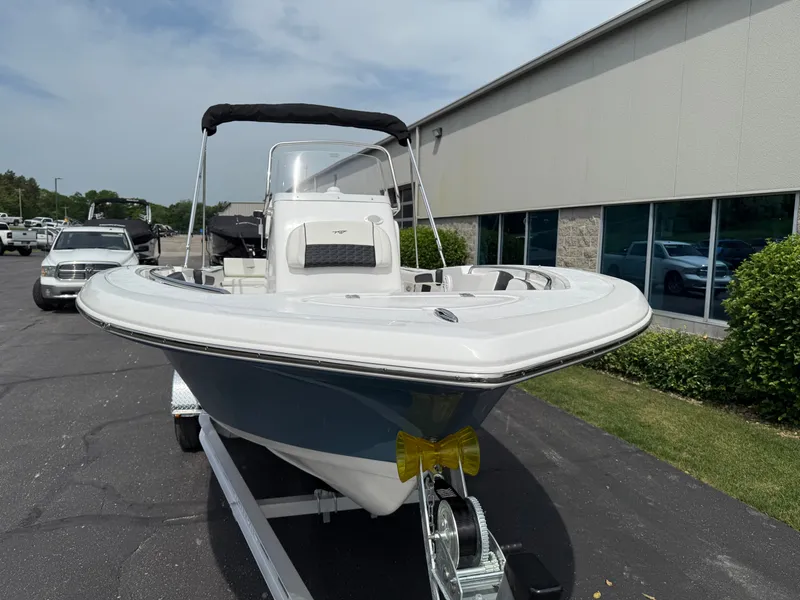 Slide: The Image of Tidewater 198 CC Adventure 2026 - 3