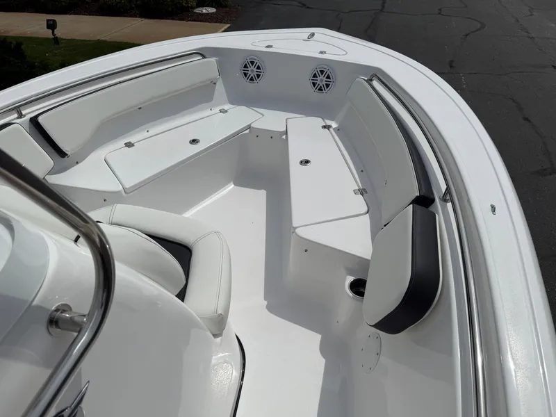 Slide: The Image of Tidewater 198 CC Adventure 2026 - 8