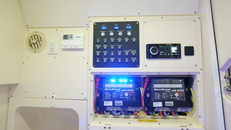 Slide: The Image of Scout 330 LXF 2022 - 51