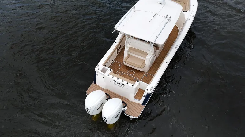 Slide: The Image of Scout 330 LXF 2022 - 62