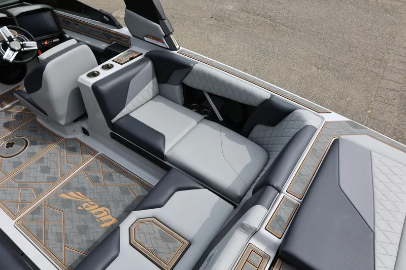 Slide: The Image of 2025 Tigé Z3 boat interior with luxurious seating and modern design elements. - 13