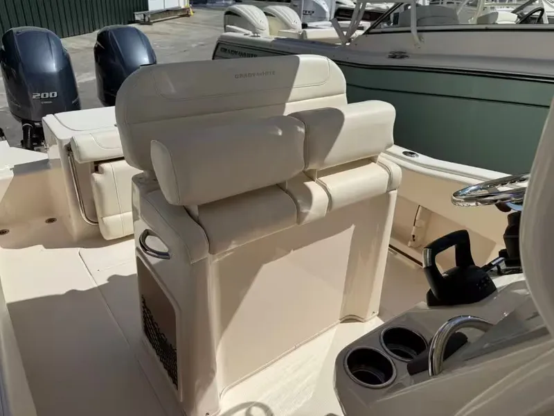 Slide: The Image of Grady-White Fisherman 257 2022 - 7