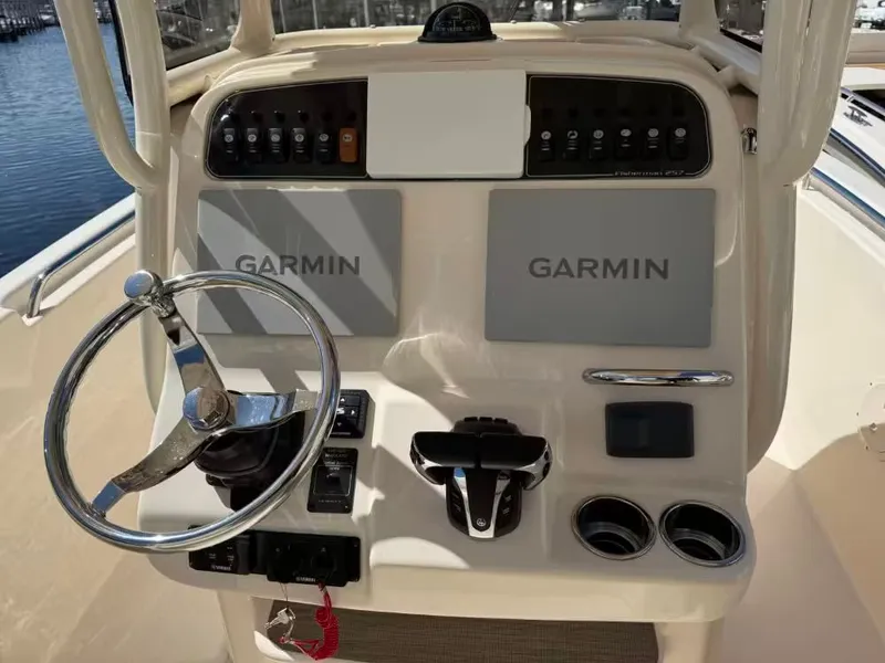 Slide: The Image of Grady-White Fisherman 257 2022 - 8