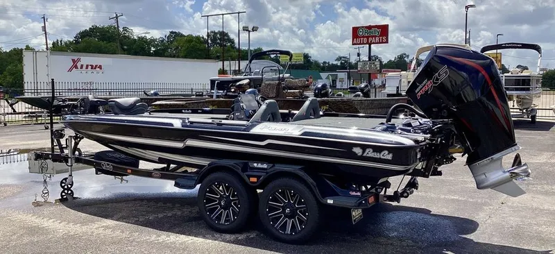 Slide: The Image of Bass Cat Puma STS 2025 - 3