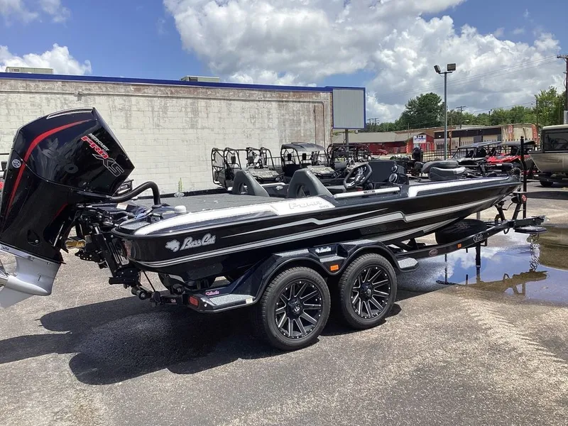 Slide: The Image of Bass Cat Puma STS 2025 - 4