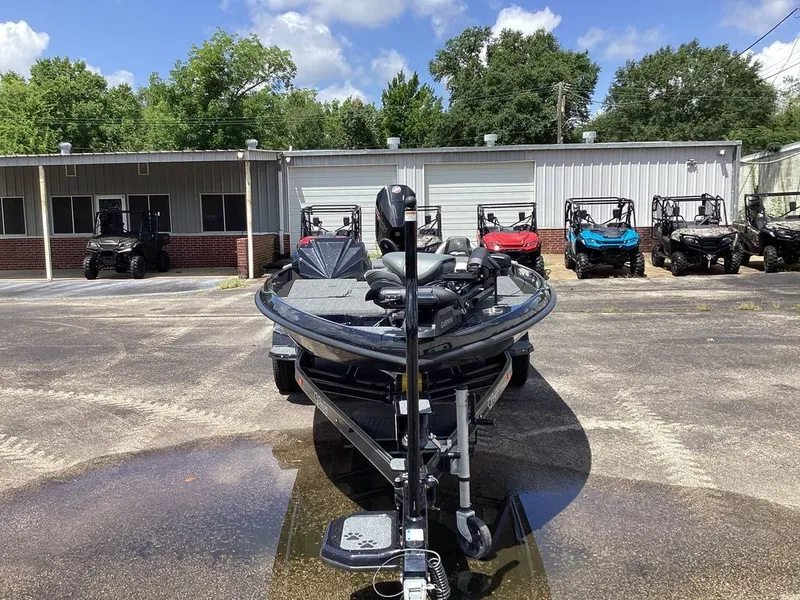 Slide: The Image of Bass Cat Puma STS 2025 - 6