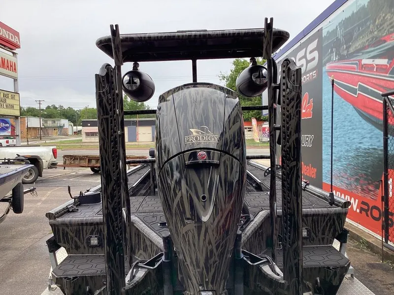 Slide: The Image of Prodigy 2070 Console - Center 2023 - 19