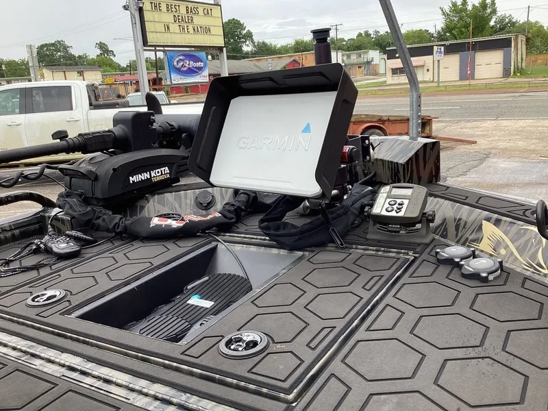 Slide: The Image of Prodigy 2070 Console - Center 2023 - 26