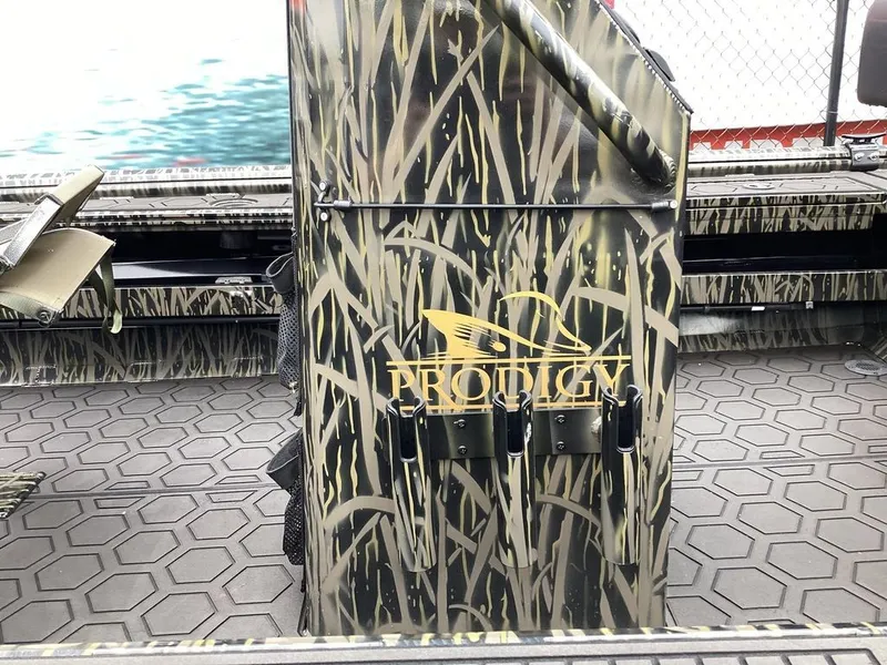 Slide: The Image of Prodigy 2070 Console - Center 2023 - 31