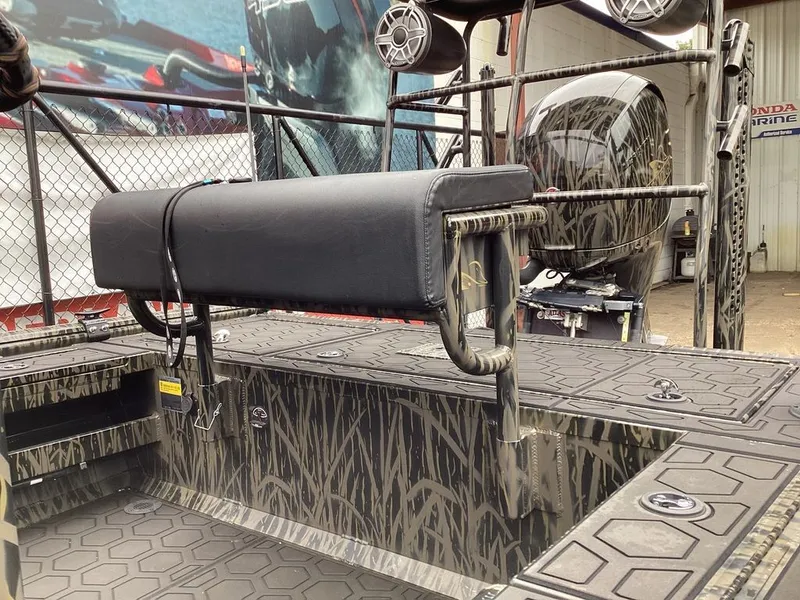 Slide: The Image of Prodigy 2070 Console - Center 2023 - 32