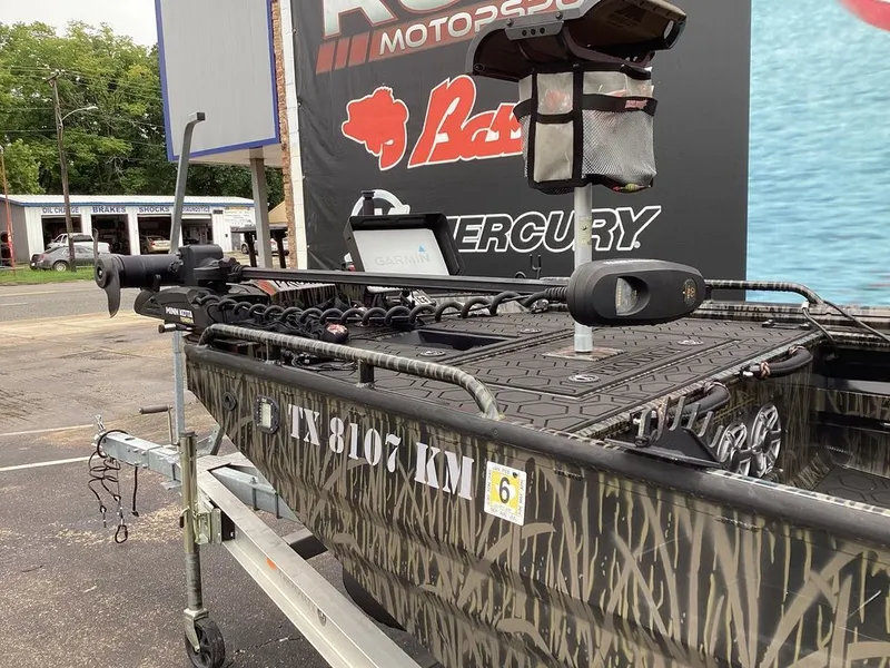 Slide: The Image of Prodigy 2070 Console - Center 2023 - 9