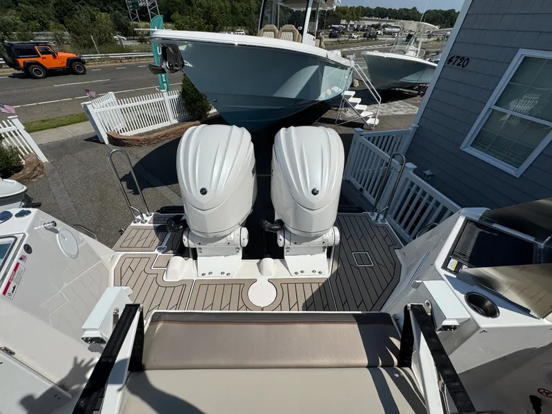 Slide: The Image of Cutwater C-288 Coupe 2026 - 13