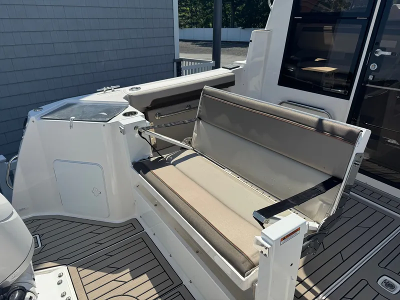 Slide: The Image of Cutwater C-288 Coupe 2026 - 14