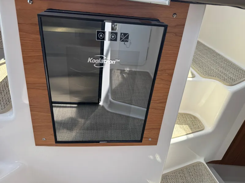 Slide: The Image of Cutwater C-288 Coupe 2026 - 29