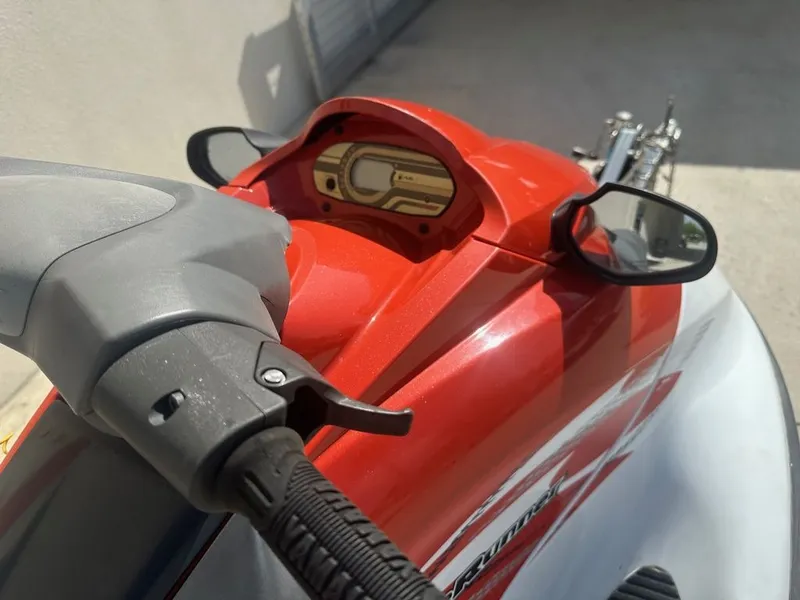 Slide: The Image of Yamaha V1® Sport 2015 - 12