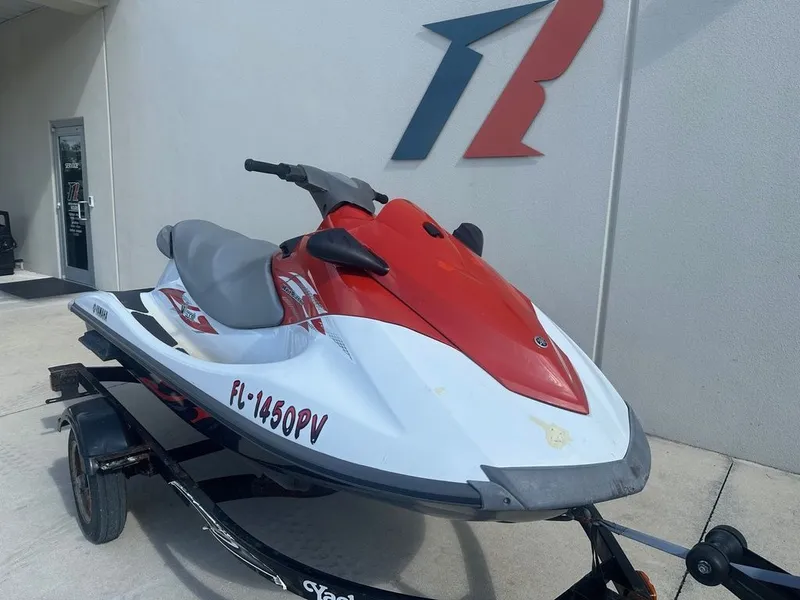 Slide: The Image of Yamaha V1® Sport 2015 - 2