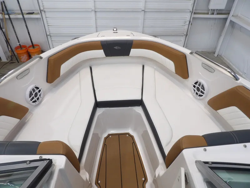 Slide: The Image of Chaparral 21SSI 2023 - 26