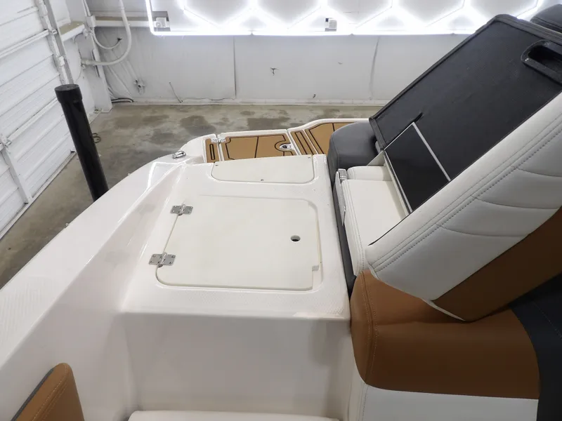 Slide: The Image of Chaparral 21SSI 2023 - 32