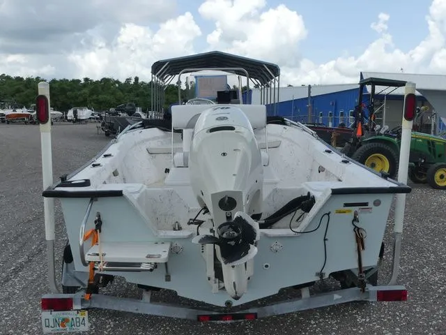 Slide: The Image of Key Largo 180 Cc 2017 - 5