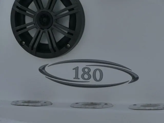 Slide: The Image of Key Largo 180 Cc 2017 - 9