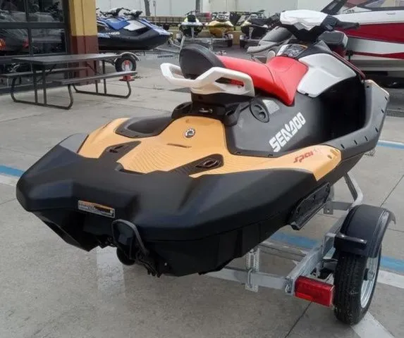 Slide: The Image of Sea-Doo Spark for 3 2025 - 14