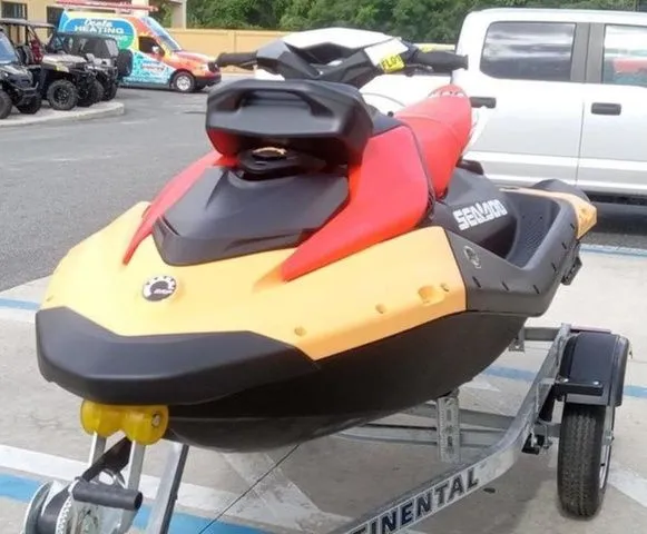 Slide: The Image of Sea-Doo Spark for 3 2025 - 6