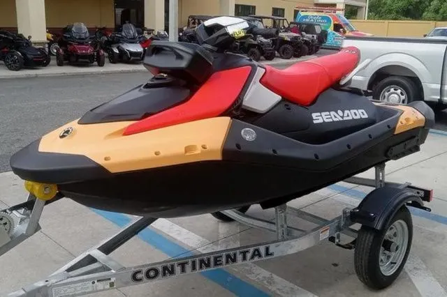 Slide: The Image of Sea-Doo Spark for 3 2025 - 7
