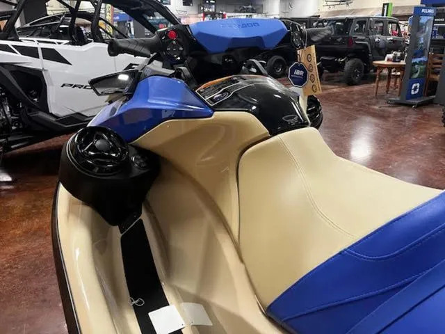 Slide: The Image of Sea-Doo Wake 170 2025 - 11