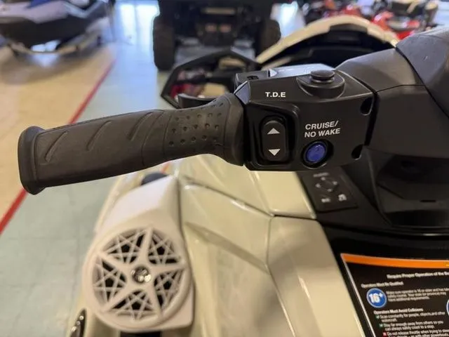 Slide: The Image of Yamaha VX Cruiser HO with Audio 2025 - 12