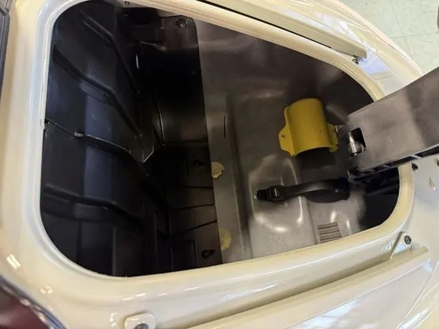 Slide: The Image of Yamaha VX Cruiser HO with Audio 2025 - 18