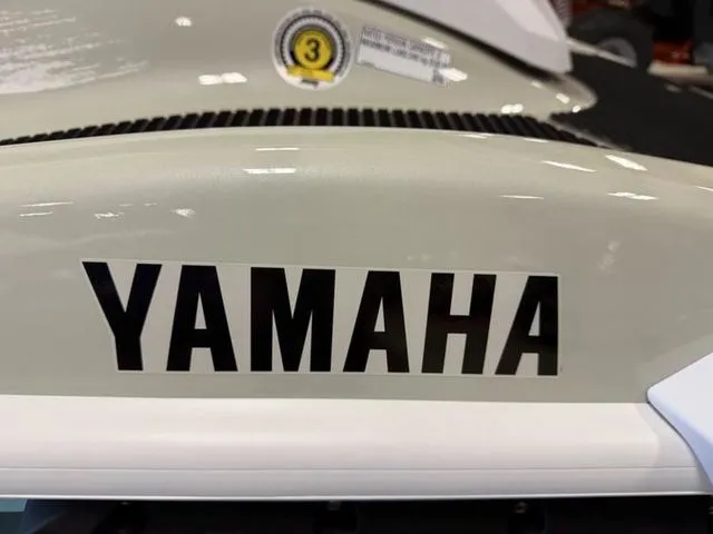 Slide: The Image of Yamaha VX Cruiser HO with Audio 2025 - 9