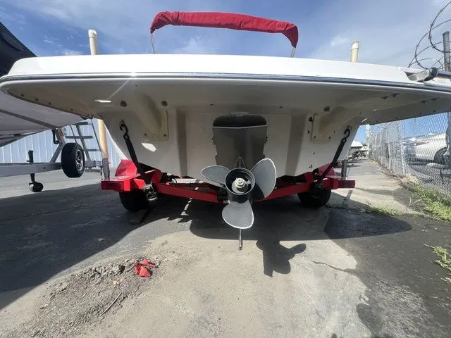 Slide: The Image of Glastron GT 205 2016 - 10