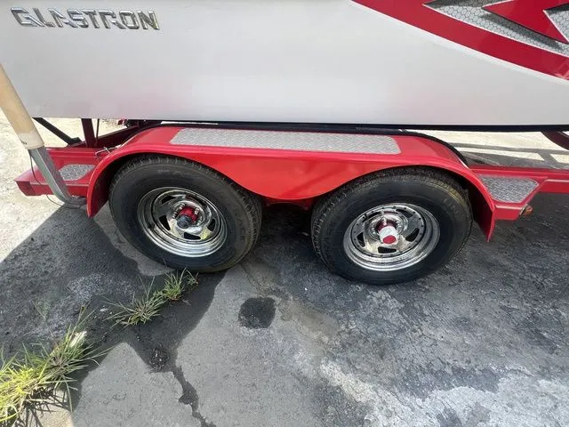 Slide: The Image of Glastron GT 205 2016 - 5