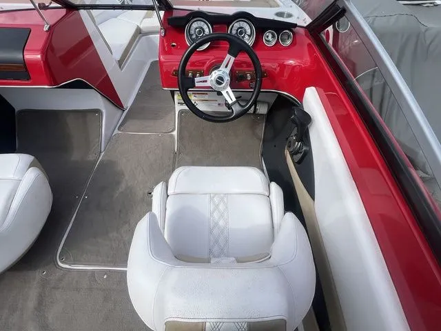 Slide: The Image of Glastron GT 205 2016 - 9