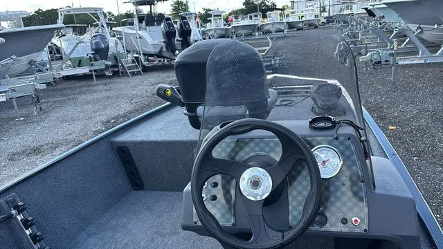 Slide: The Image of Tracker CLASSIC XL 2026 - 10