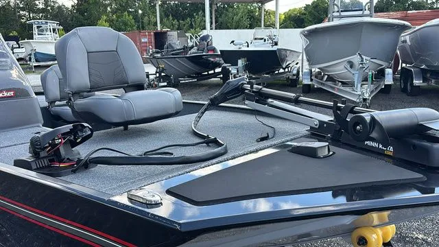 Slide: The Image of Tracker CLASSIC XL 2026 - 14