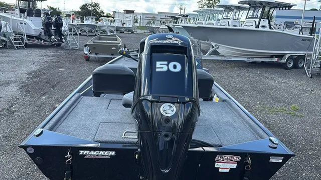 Slide: The Image of Tracker CLASSIC XL 2026 - 6