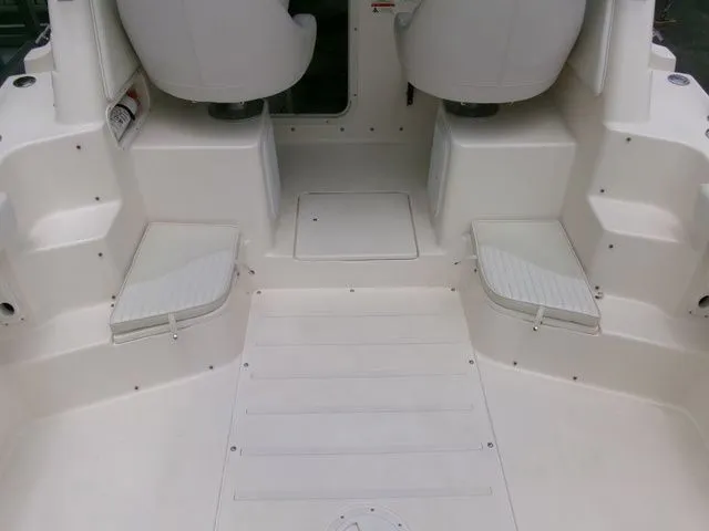 Slide: The Image of Seaswirl 2301 Striper 2008 - 18