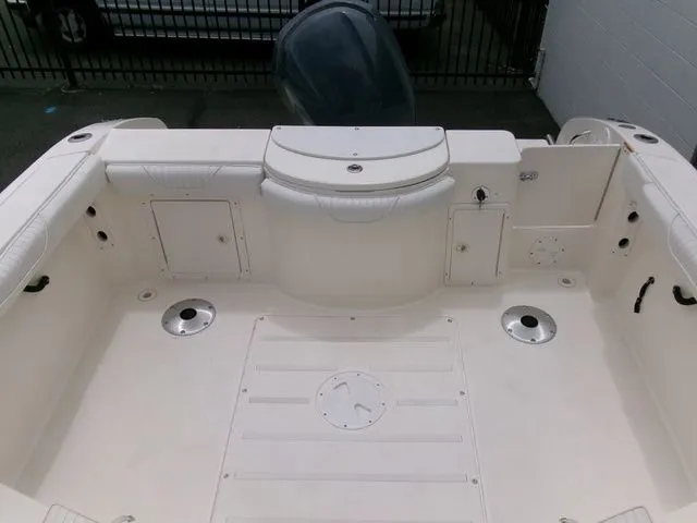 Slide: The Image of Seaswirl 2301 Striper 2008 - 23