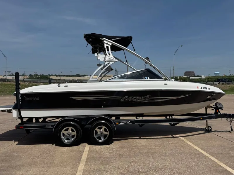 Slide: The Image of Tigé 22Ve 2008 - 6