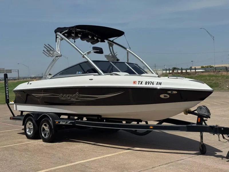 Slide: The Image of Tigé 22Ve 2008 - 7