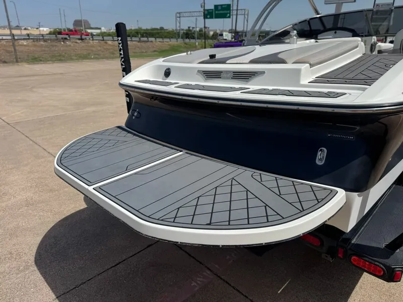 Slide: The Image of Tigé 22Ve 2008 - 8