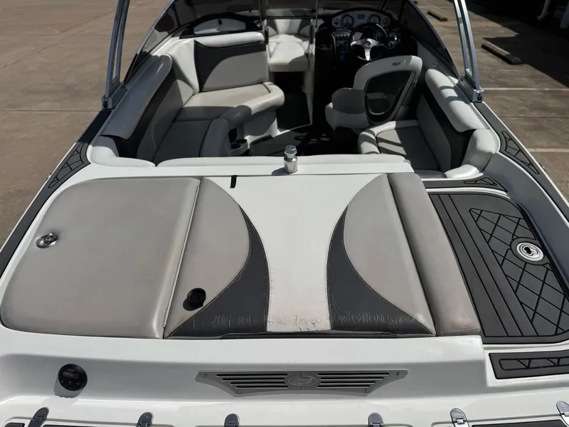 Slide: The Image of Tigé 22Ve 2008 - 9