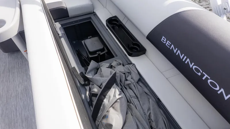 Slide: The Image of Bennington 20 S Cruise 2026 - 8